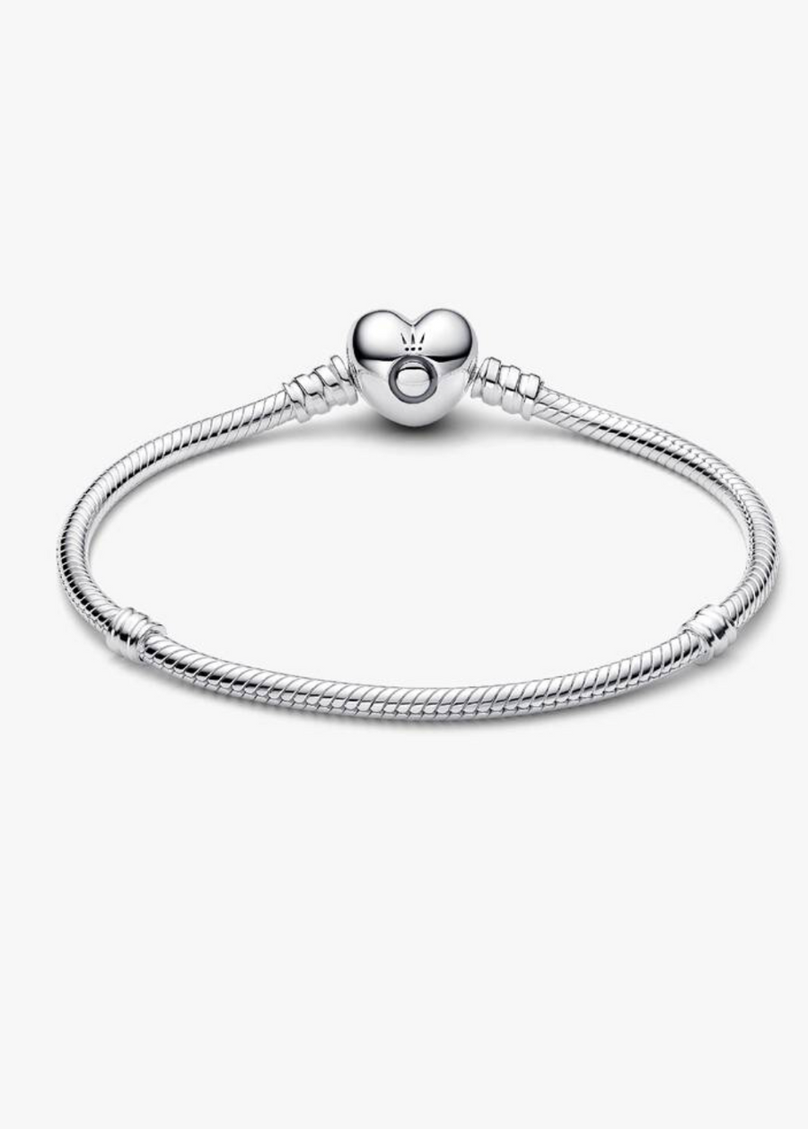 Pulsera con Broche de Corazón